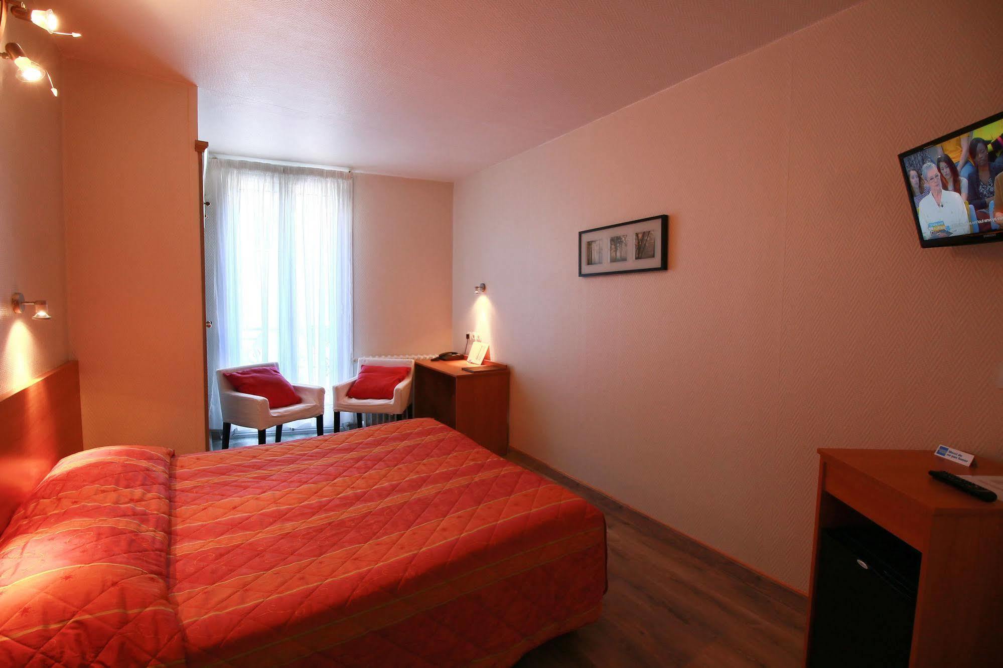 Bagnères-de-Luchon Hotel Panoramic מראה חיצוני תמונה