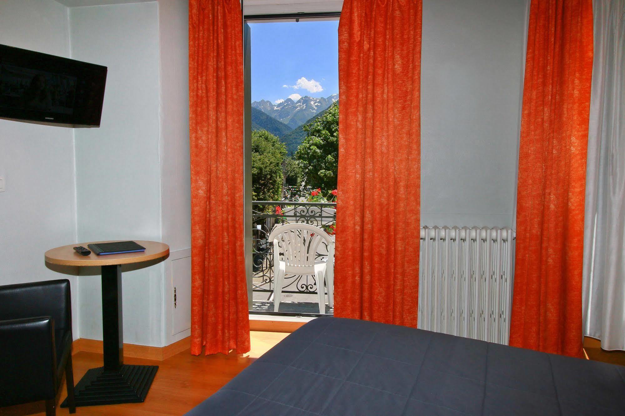 Bagnères-de-Luchon Hotel Panoramic מראה חיצוני תמונה