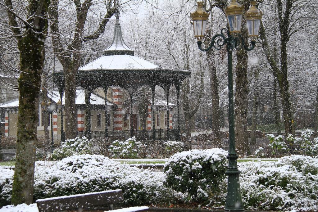 Bagnères-de-Luchon Hotel Panoramic מראה חיצוני תמונה